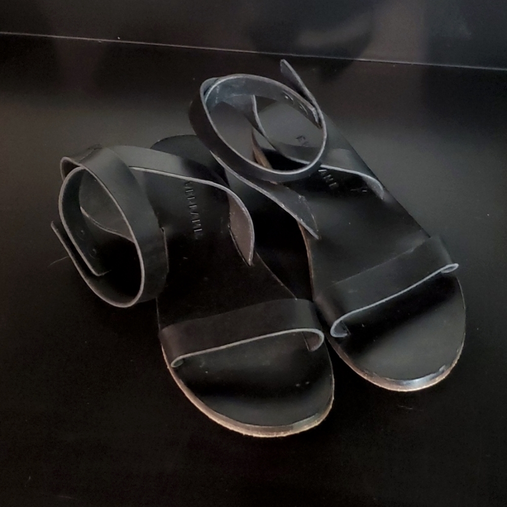 Everlane Leather Sandals - black